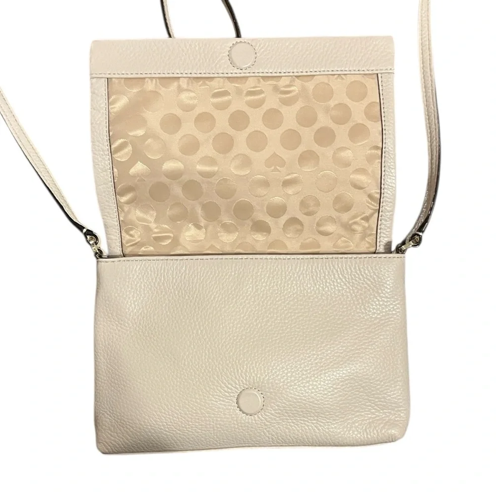Kate Spade New York Pebbled Leather Crossbody Bag in Eggshell Rose Color - Picture 7 of 8
